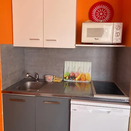 Orange 아파트 *